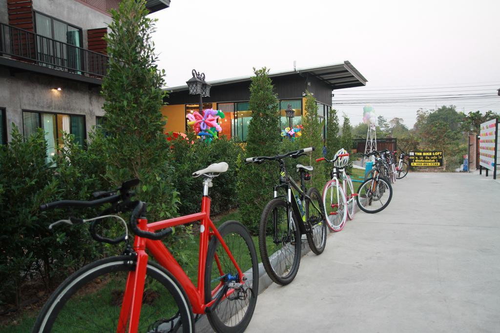 The Bike Loft Family Hostel Χουά Χιν Εξωτερικό φωτογραφία