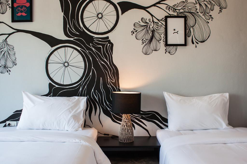 The Bike Loft Family Hostel Χουά Χιν Εξωτερικό φωτογραφία