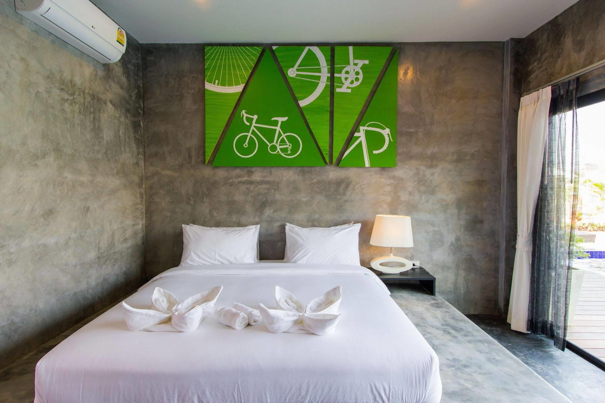 The Bike Loft Family Hostel Χουά Χιν Εξωτερικό φωτογραφία